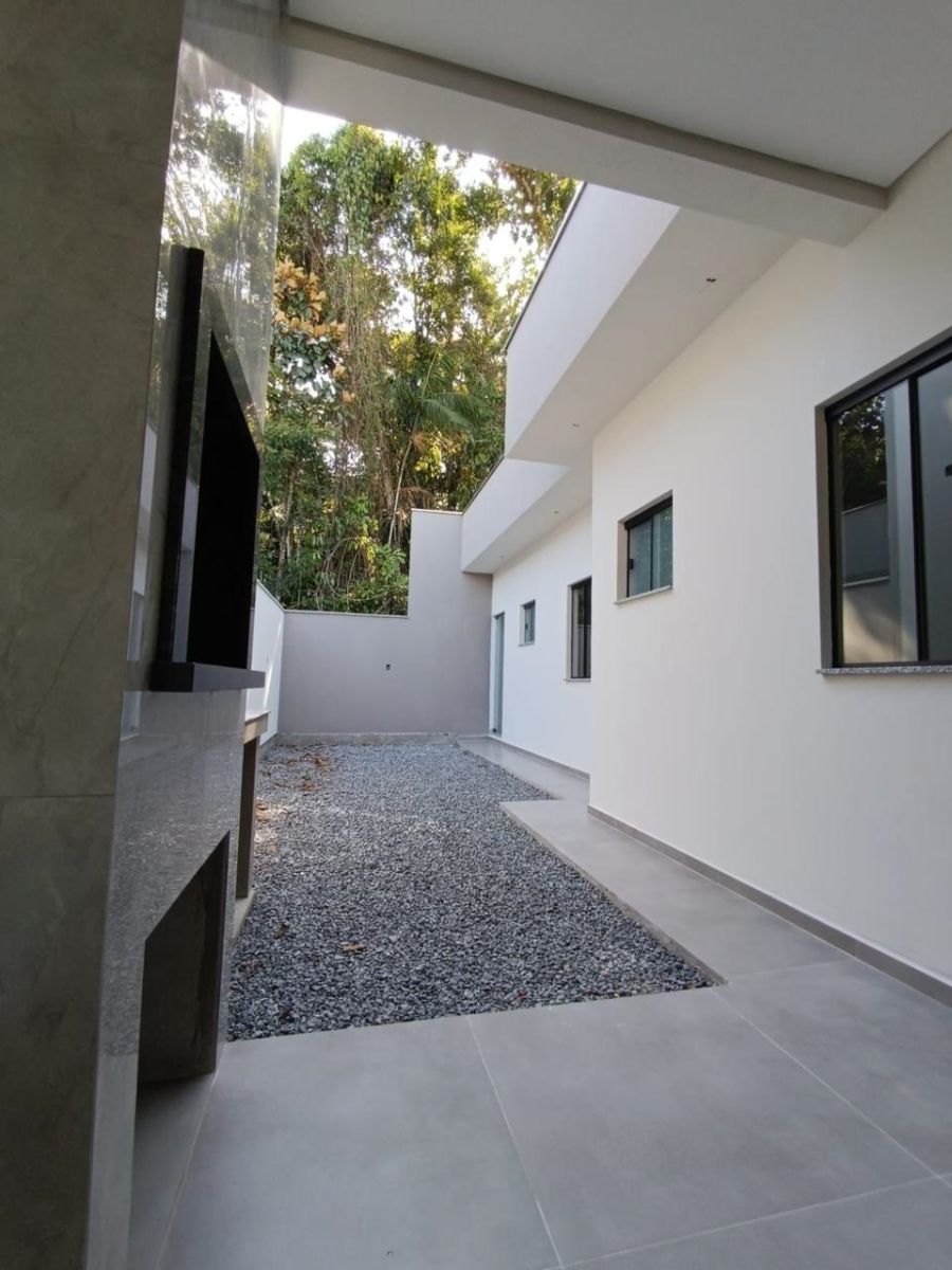 Imagem Geminado com suíte à venda no centro de Schroeder - 2 quartos