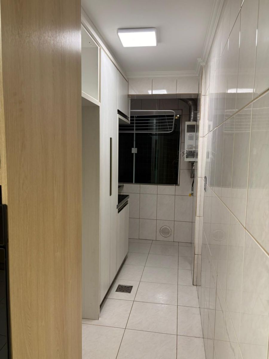 Imagem Apartamento Semimobiliado com 98,61m² no Vila Nova em Jaraguá do Sul