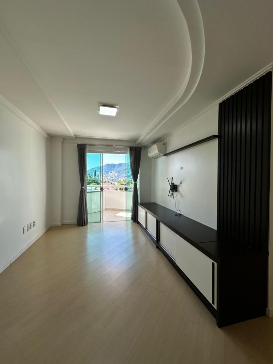 Imagem Apartamento Semimobiliado com 98,61m² no Vila Nova em Jaraguá do Sul
