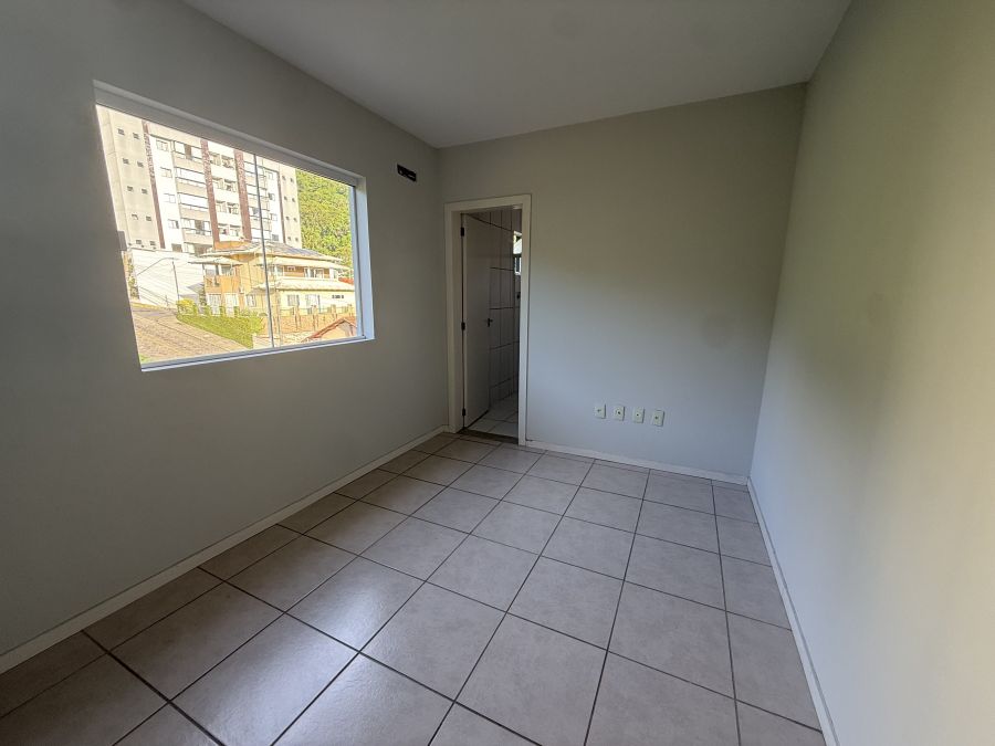 Imagem Apartamento na Vila Nova com 1 suíte mais 2 quartos e sacada com churrasqueira