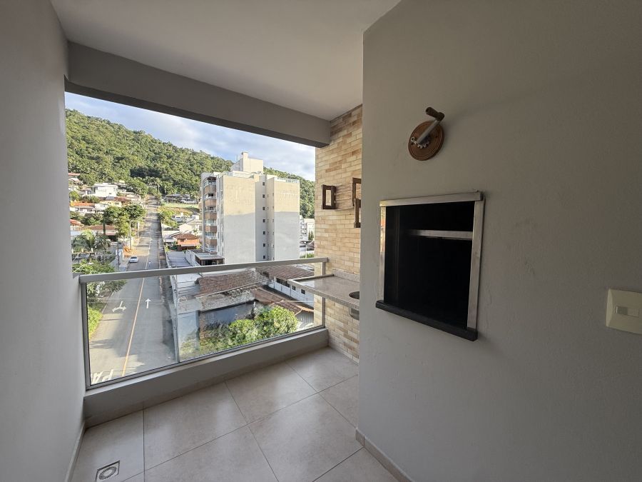 Imagem principal Apartamento na Vila Nova com 1 suíte mais 2 quartos e sacada com churrasqueira