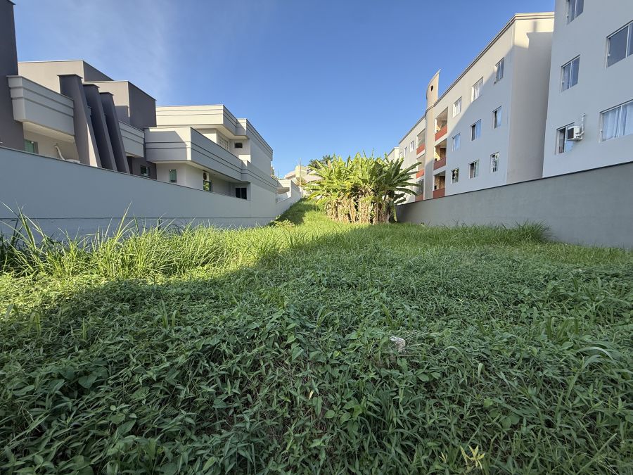 Imagem principal Terreno comercial no Centro de Jaraguá do Sul com 2 frentes 797m²