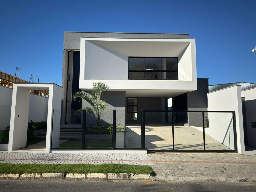 Casa à Venda em Loteamento de Alto Padrão – Arquitetura Moderna, 4 Suítes, Piscina e Sustentabilidade | Próximo ao Centro