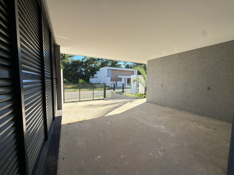 Imagem Casa à Venda em Loteamento de Alto Padrão – Arquitetura Moderna, 4 Suítes, Piscina e Sustentabilidade | Próximo ao Centro
