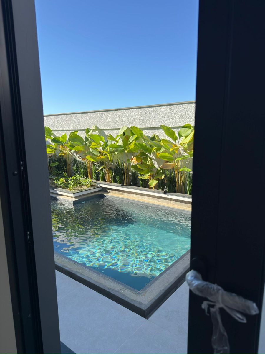 Imagem Casa à Venda em Loteamento de Alto Padrão – Arquitetura Moderna, 4 Suítes, Piscina e Sustentabilidade | Próximo ao Centro