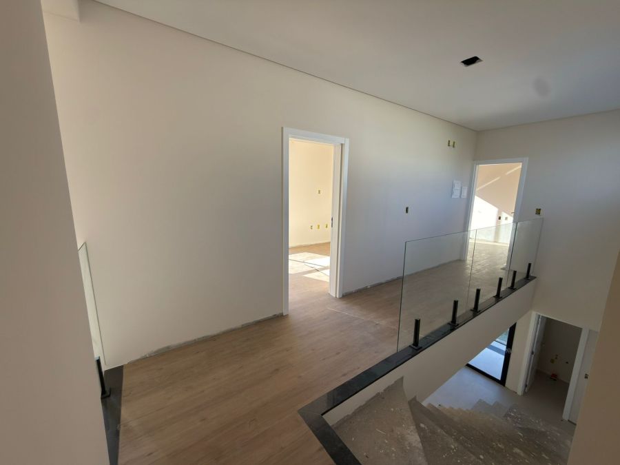 Imagem Casa à Venda em Loteamento de Alto Padrão – Arquitetura Moderna, 4 Suítes, Piscina e Sustentabilidade | Próximo ao Centro