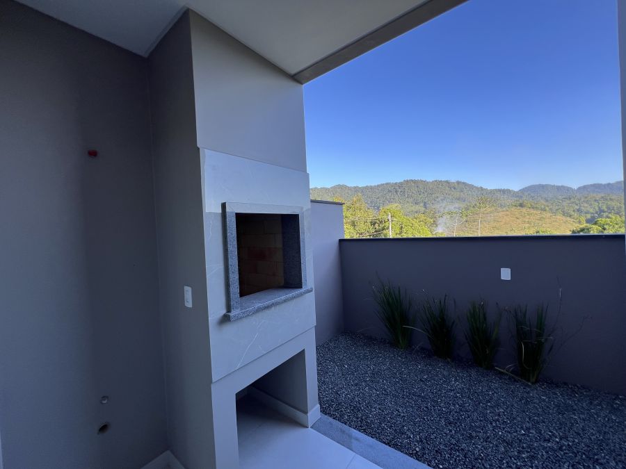 Imagem Casa Geminada com 2 Dormitórios e 1 Vaga, Nereu Ramos
