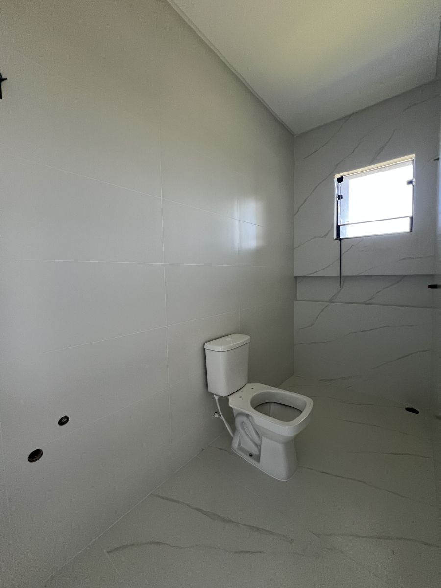 Imagem Casa Geminada com 2 Dormitórios e 1 Vaga, Nereu Ramos