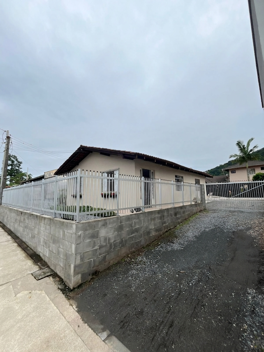 Imagem Casa com 3 dormitórios no Czerniewicz - Jaraguá do Sul/SC