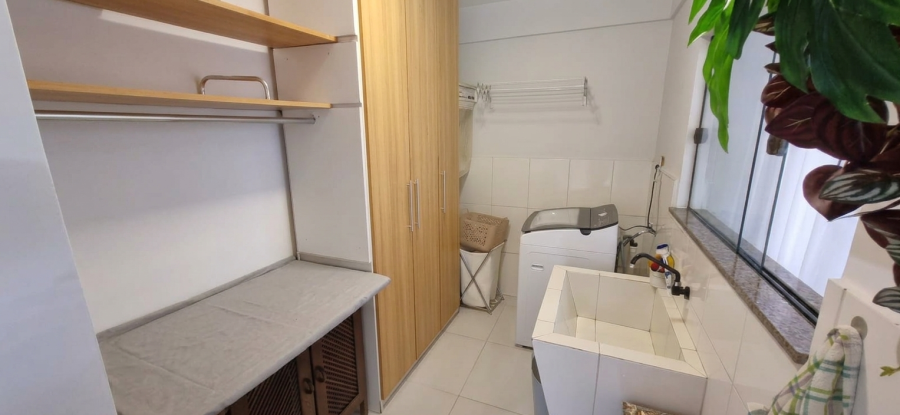 Imagem Casa 3 Qts no Czerniewicz: Vista Rio e Perto do Centro