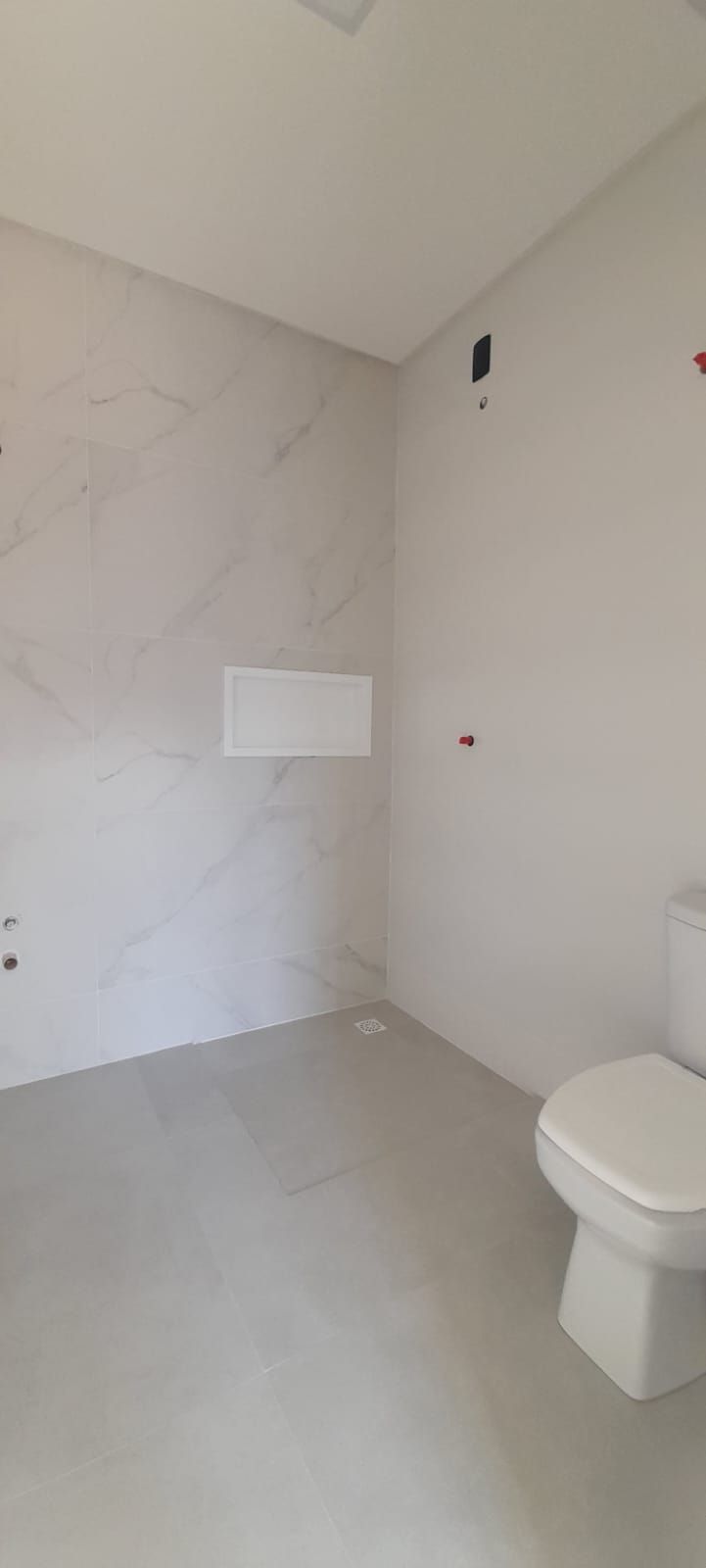 Imagem Geminado no Residencial Jasmin com 2 suítes e 108,33m² à venda no bairro Barra do rio cerro I em Jaraguá do Sul