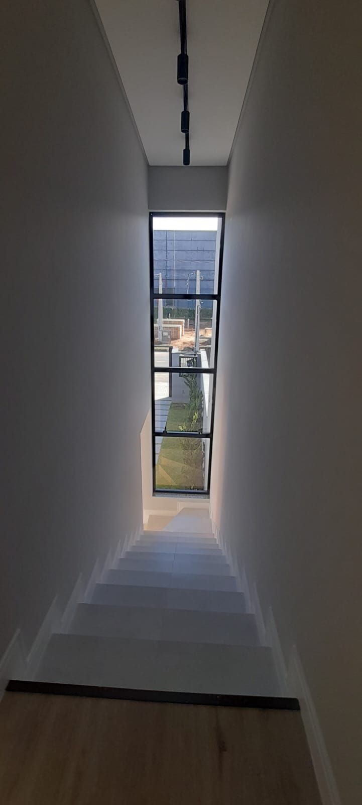 Imagem Geminado no Residencial Jasmin com 2 suítes e 108,33m² à venda no bairro Barra do rio cerro I em Jaraguá do Sul