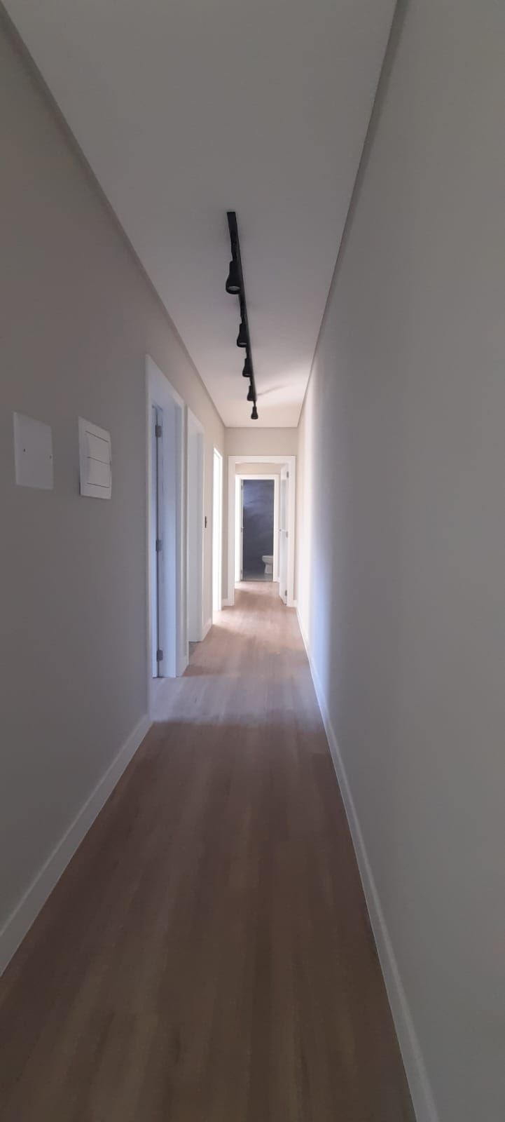 Imagem Geminado no Residencial Lótus com 2 suítes + dormitório e 162,50m² à venda no bairro Barra do rio cerro I em Jaraguá do Sul