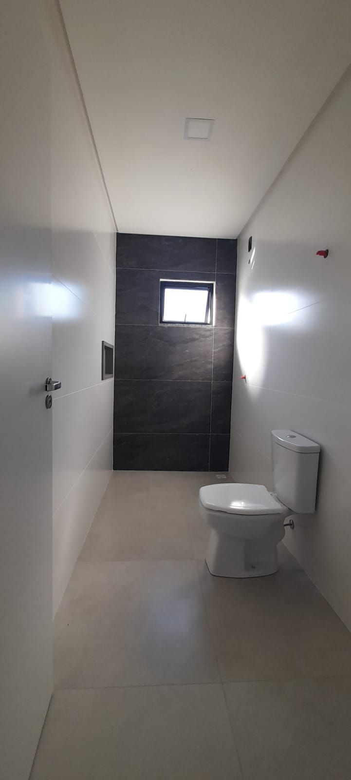 Imagem Geminado no Residencial Lótus com 2 suítes + dormitório e 162,50m² à venda no bairro Barra do rio cerro I em Jaraguá do Sul