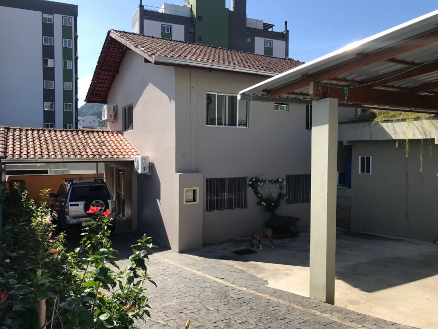 Imagem principal Casa com 4 Quartos no Nova Brasília, próximo ao Centro