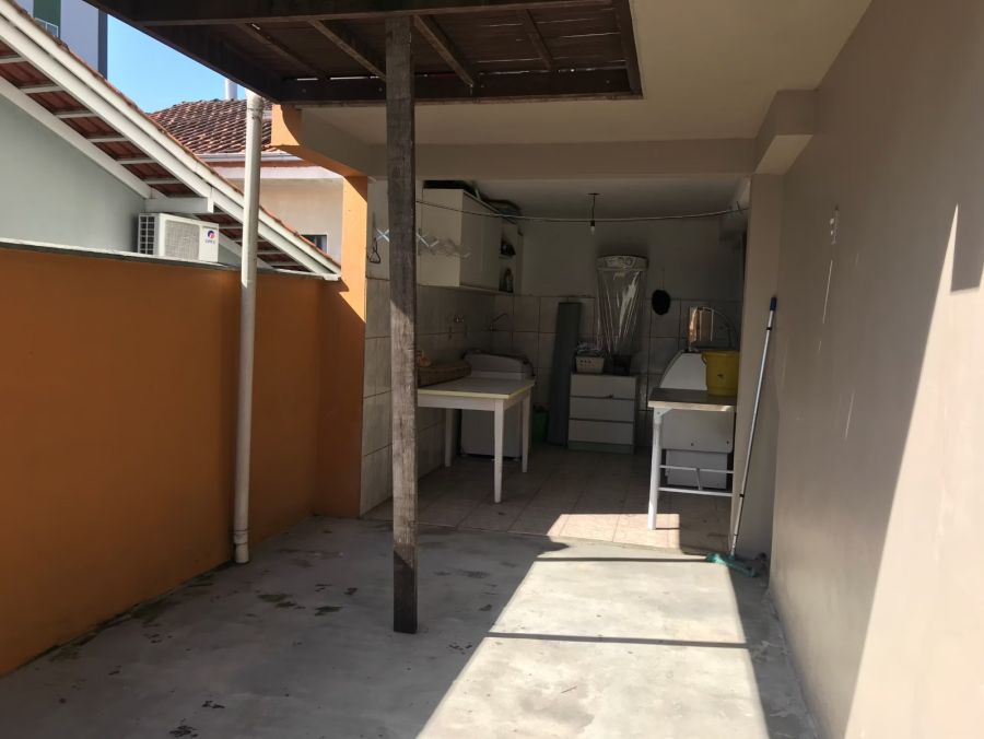 Imagem Casa com 4 Quartos no Nova Brasília, próximo ao Centro