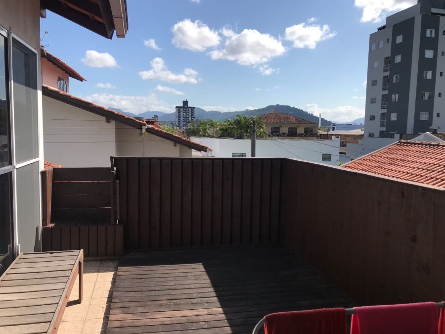 Imagem Casa com 4 Quartos no Nova Brasília, próximo ao Centro