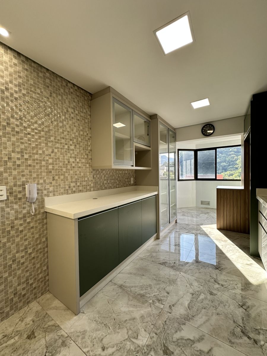 Imagem Apartamento Mobiliado com 98,80m² no Centro em Jaraguá do Sul