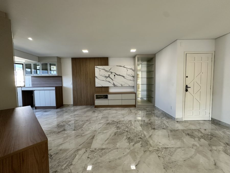 Imagem Apartamento Mobiliado com 98,80m² no Centro em Jaraguá do Sul