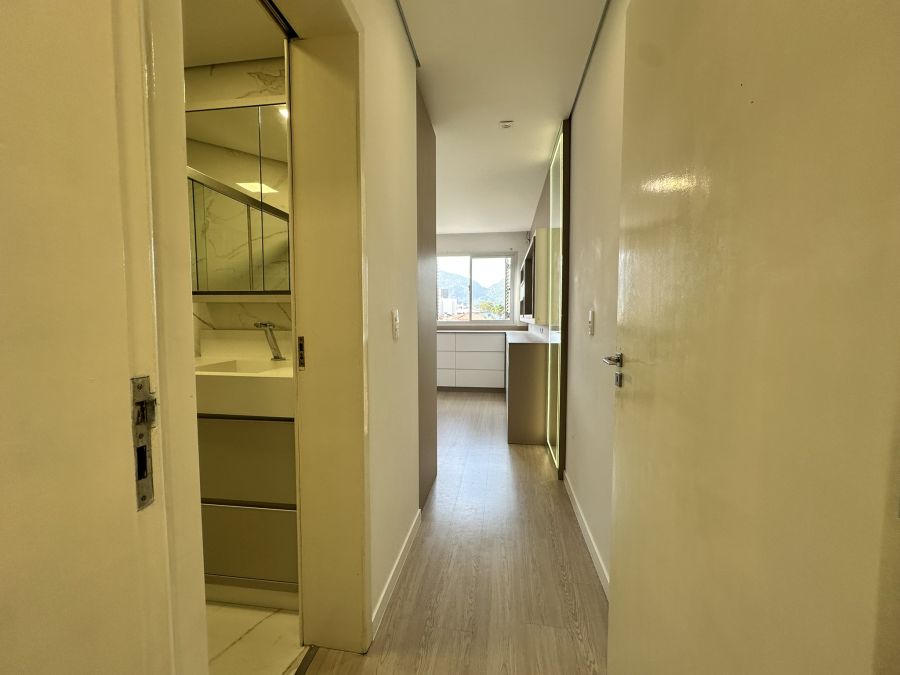 Imagem Apartamento Mobiliado com 98,80m² no Centro em Jaraguá do Sul
