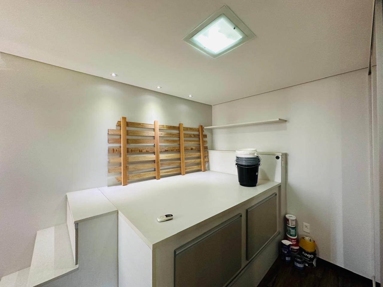 Imagem Apartamento Mobiliado com 1 Suíte + 2 Quartos em Localização Privilegiada