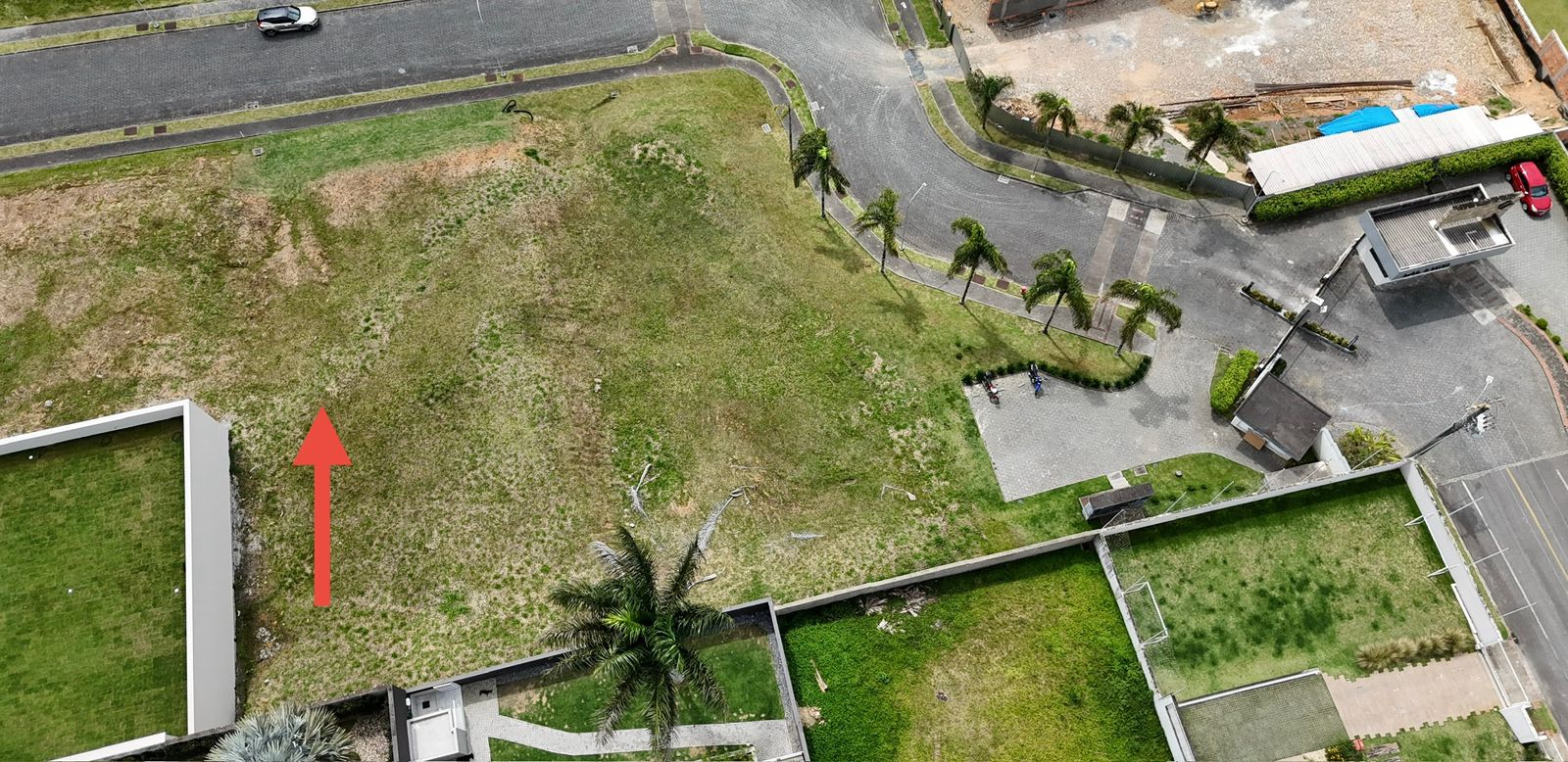 Imagem Terreno à venda no Condomínio Dal Lago – 899 m² em bairro nobre de Jaraguá do Sul