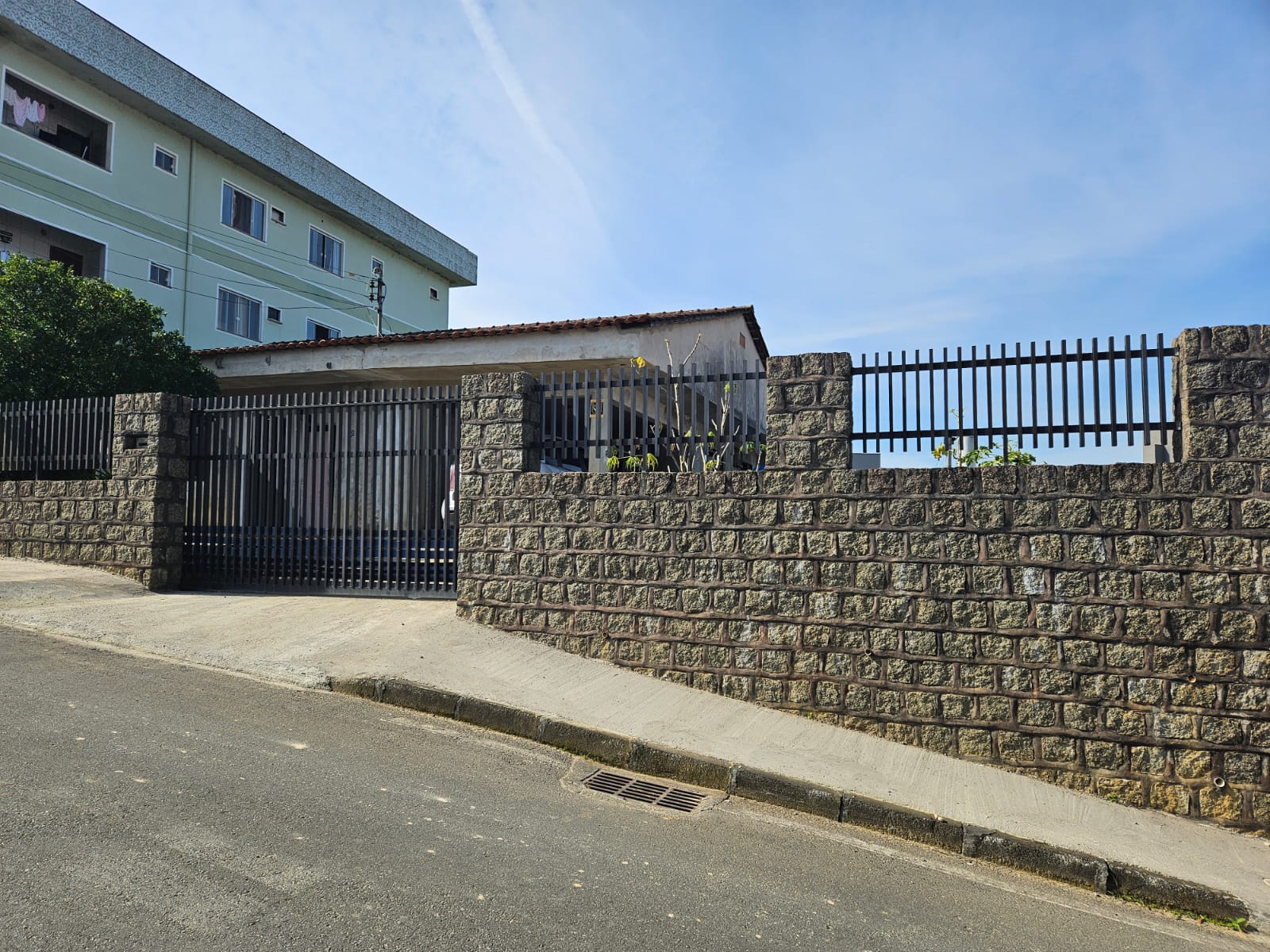 Casa com 3 dormitórios no bairro Jaraguá 99 em Jaraguá do Sul