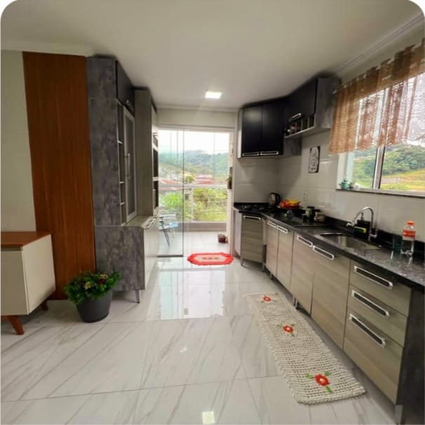 Imagem Apartamento semi mobiliado com 3 dormitórios a venda no bairro Três Rios do Sul em Jaraguá do Sul