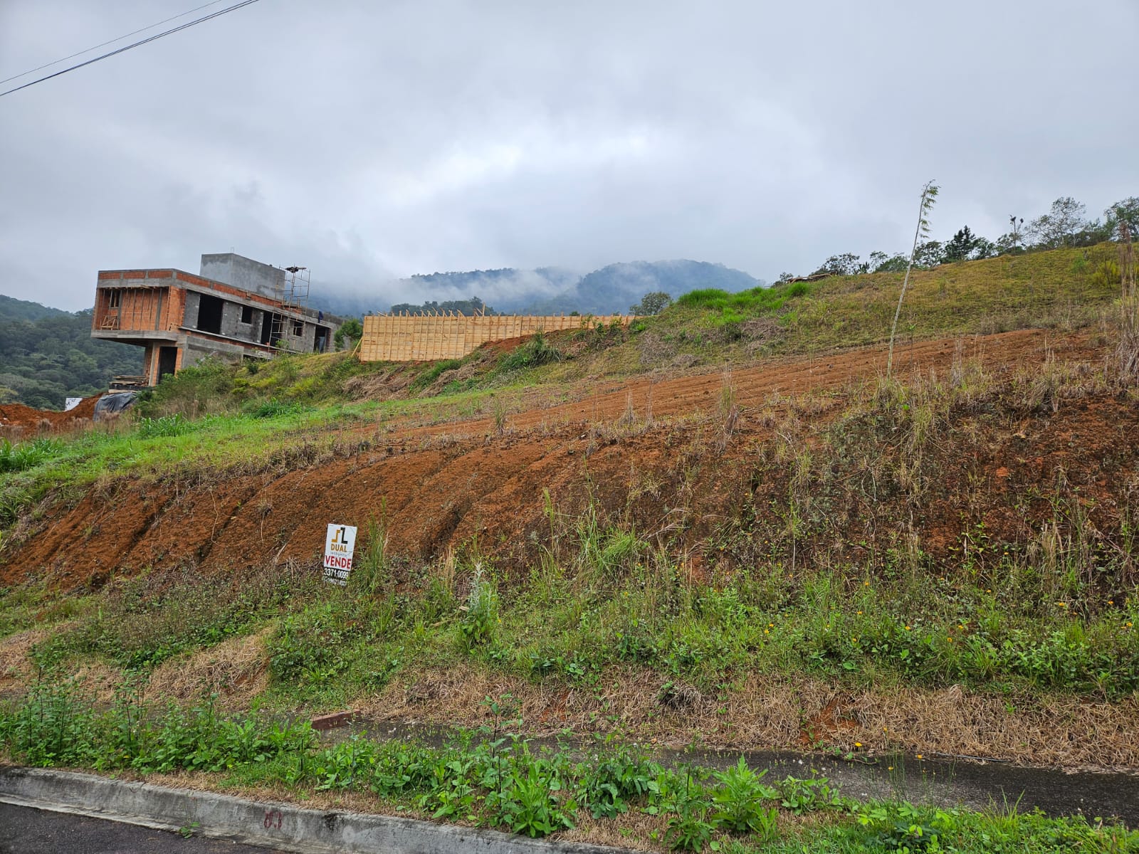 Imagem Terreno no Residencial Champs Elisèes (2ª fase) no Bairro Amizade em Jaraguá do Sul