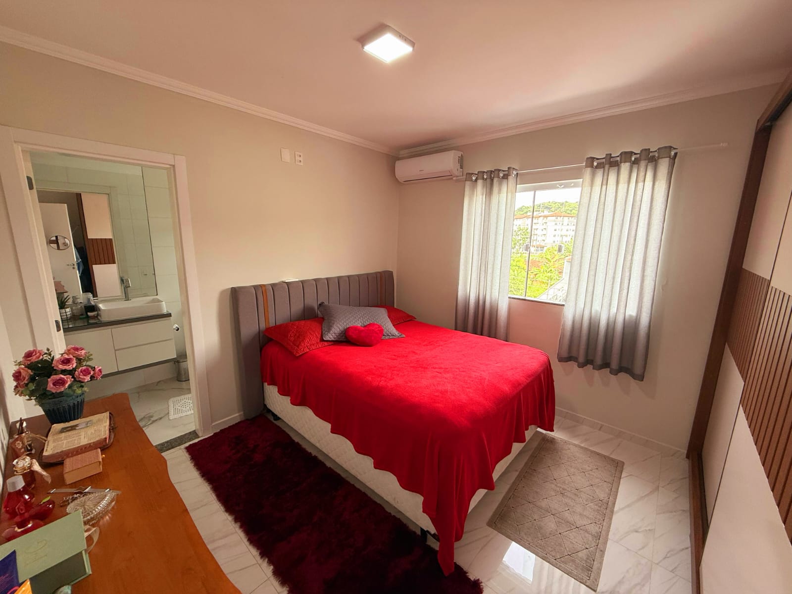 Imagem Apartamento semi mobiliado com 3 dormitórios a venda no bairro Três Rios do Sul em Jaraguá do Sul