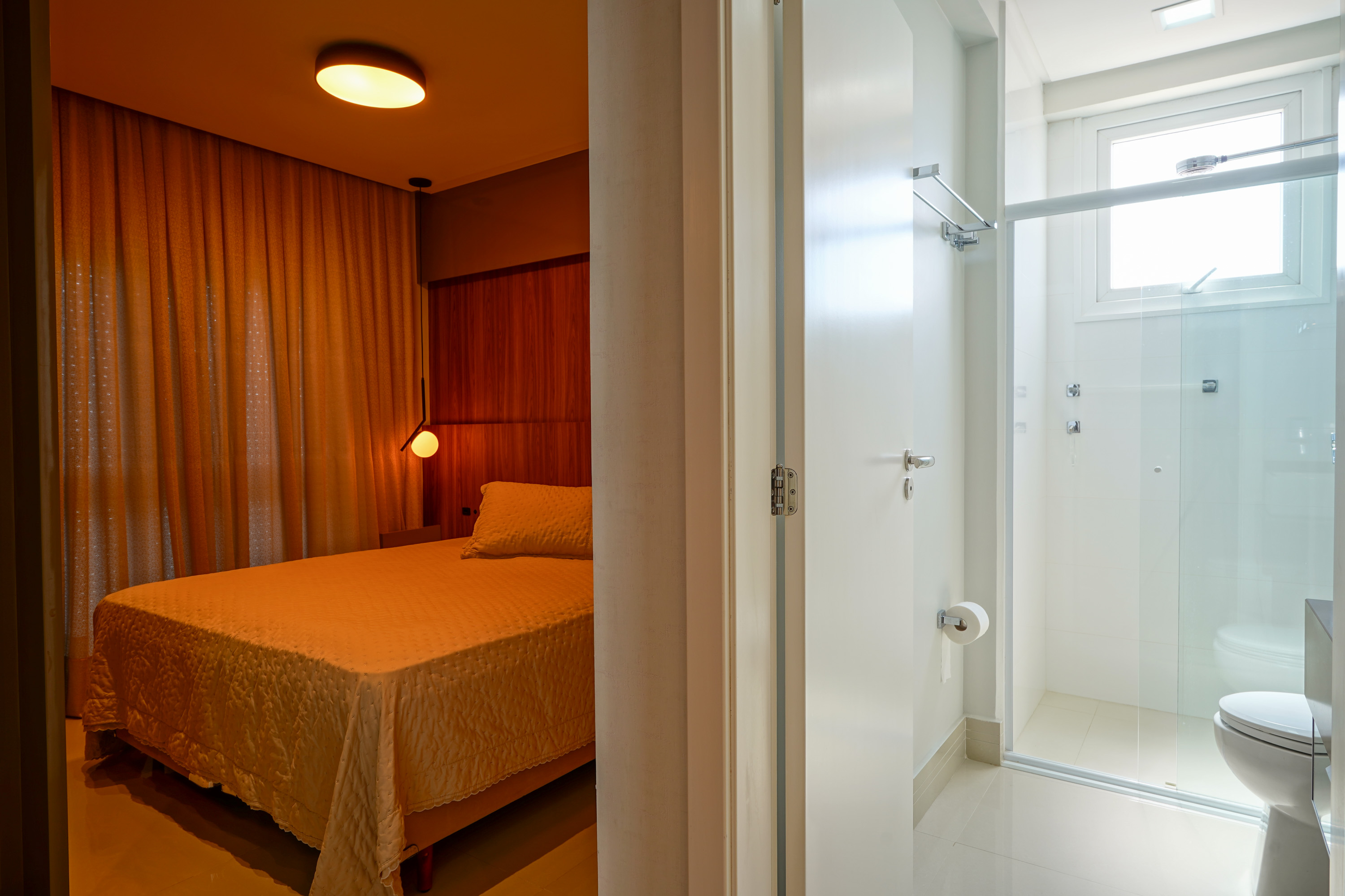 Imagem Cobertura Duplex no Residencial Sunrise em Penha / Alto Padrão - Frente para o mar - Mobiliado - Quadra do Mar