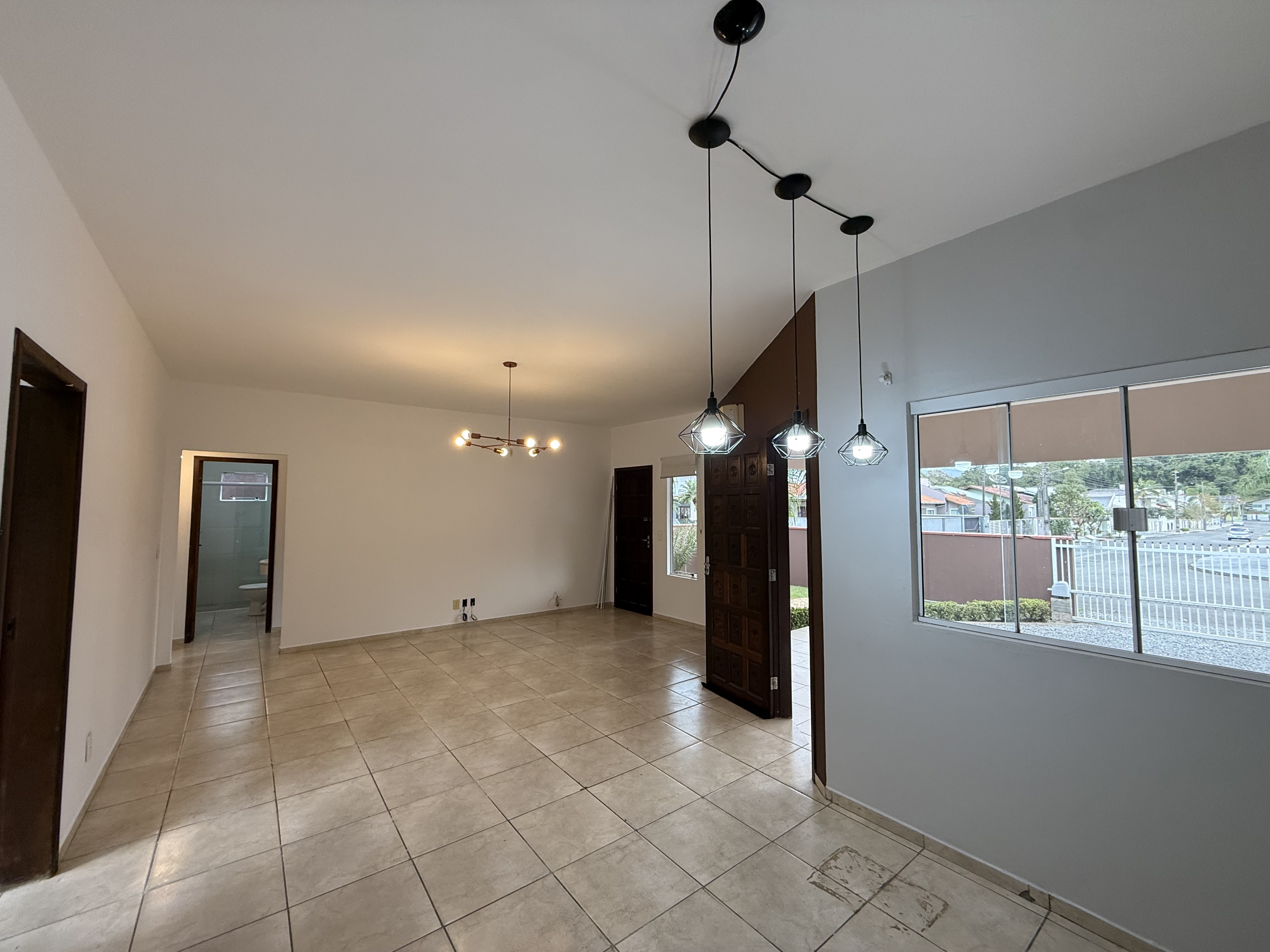 Imagem Casa térrea à venda com 3 quartos e amplo quintal no Bairro Três Rios do Sul