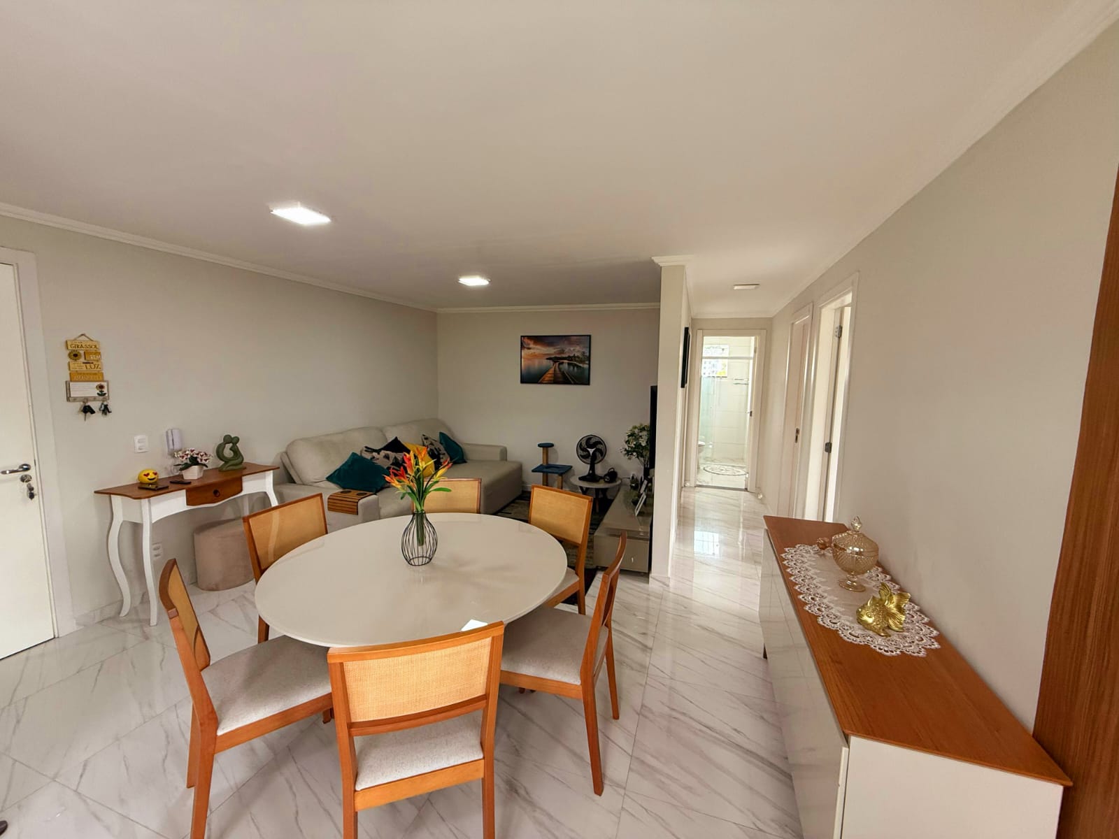 Imagem Apartamento semi mobiliado com 3 dormitórios a venda no bairro Três Rios do Sul em Jaraguá do Sul