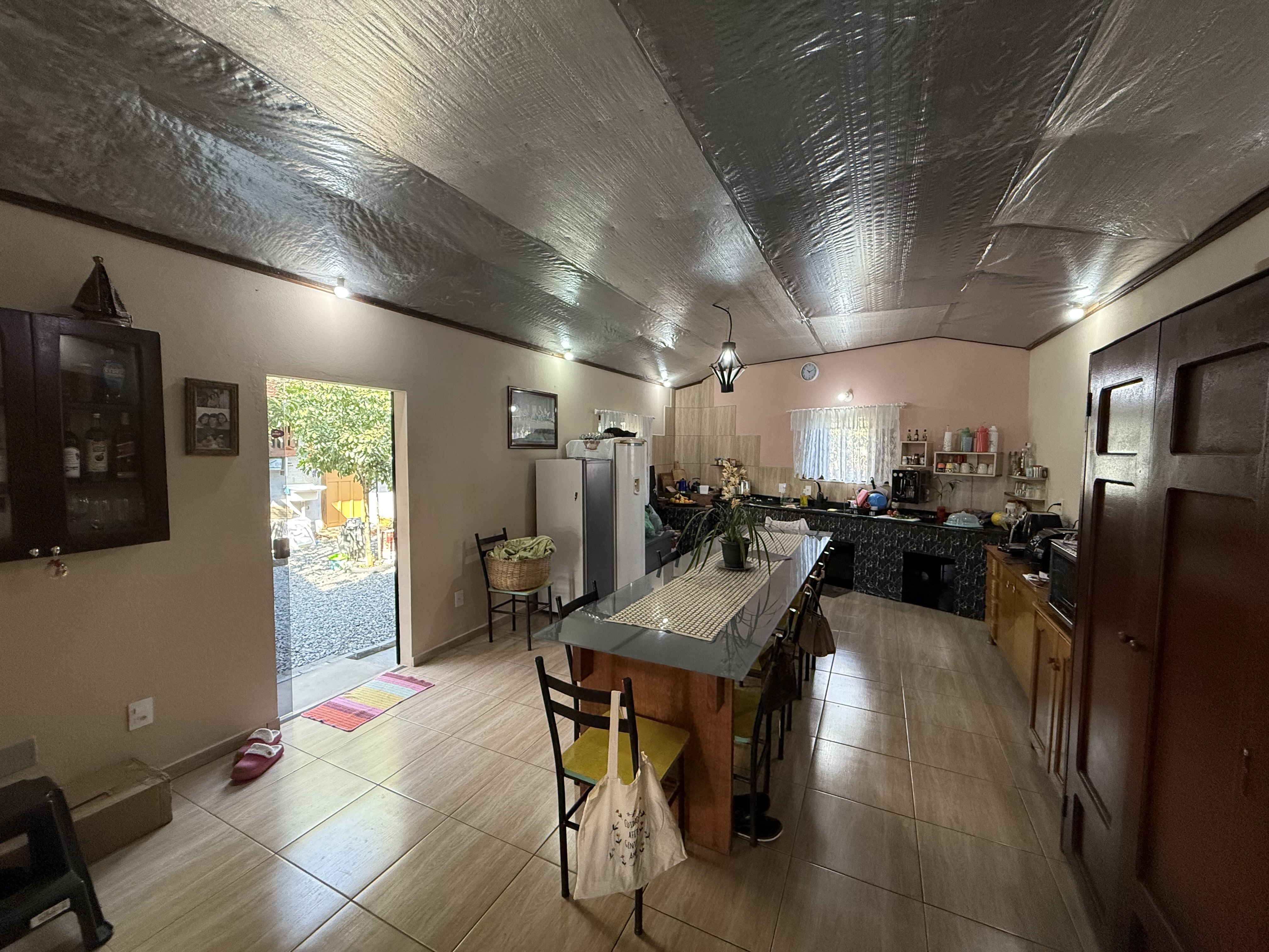 Imagem Casa no bairro Ilha da Figueira com 3 dormitórios e amplo quintal