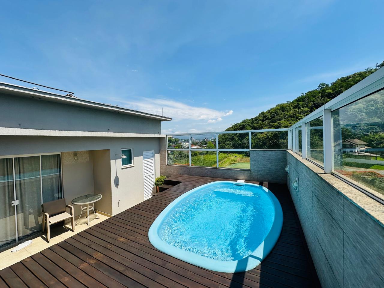 Imagem Apartamento Mobiliado com 1 Suíte + 2 Quartos em Localização Privilegiada