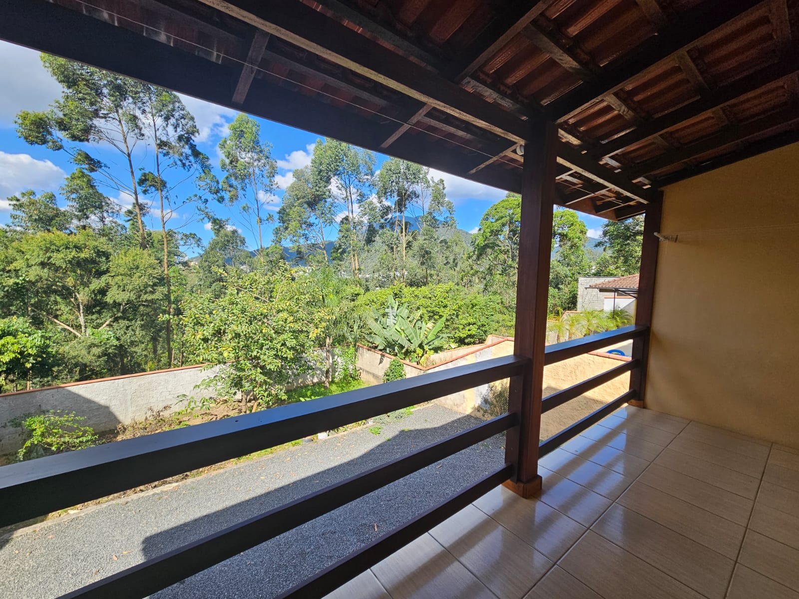 Imagem Casa com 3 dormitórios à venda no bairro Jaraguá Esquerdo em Jaraguá do Sul.