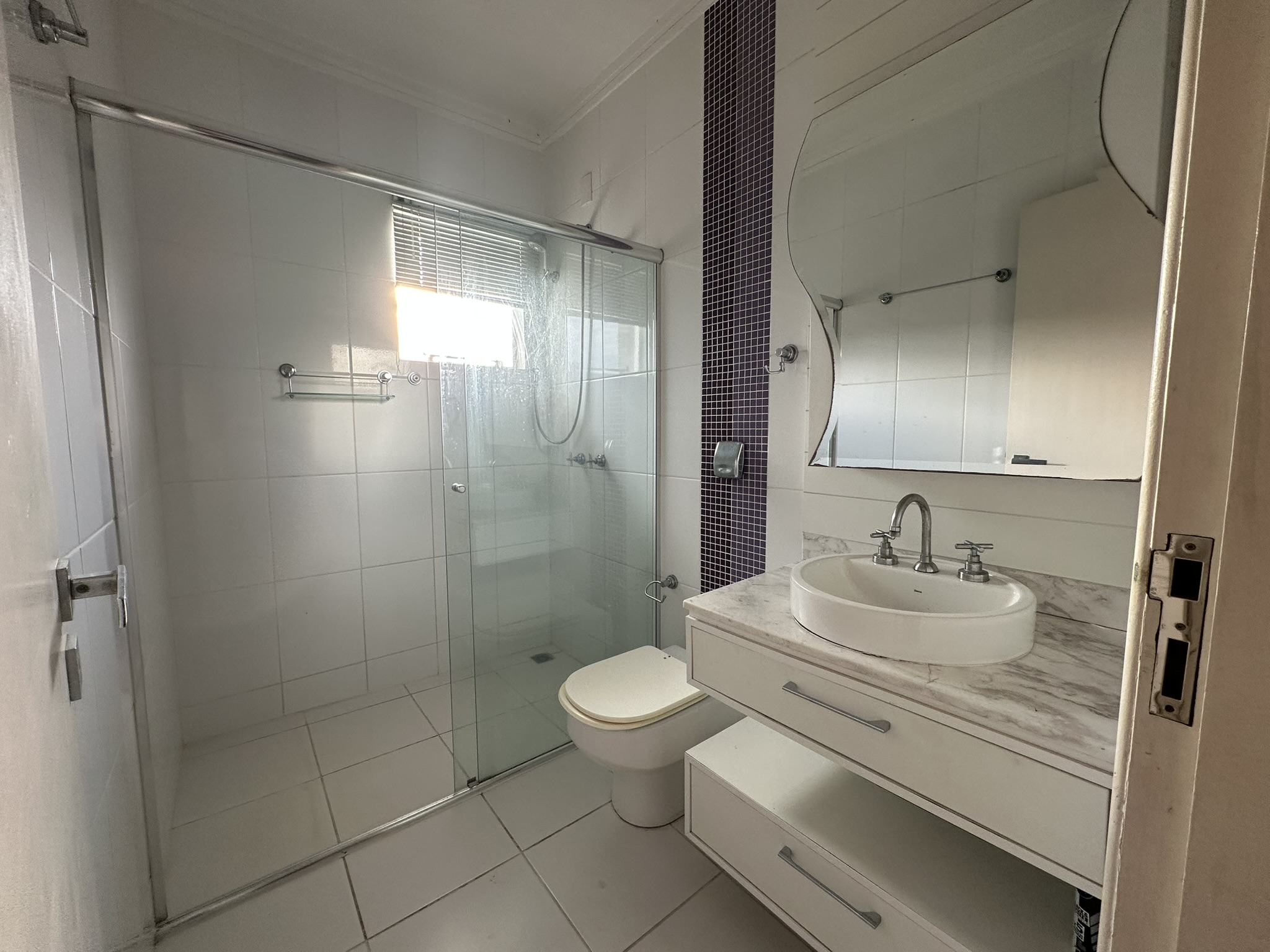 Imagem Sobrado no bairro Amizade - Localização privilegiada, área externa ampla e economia