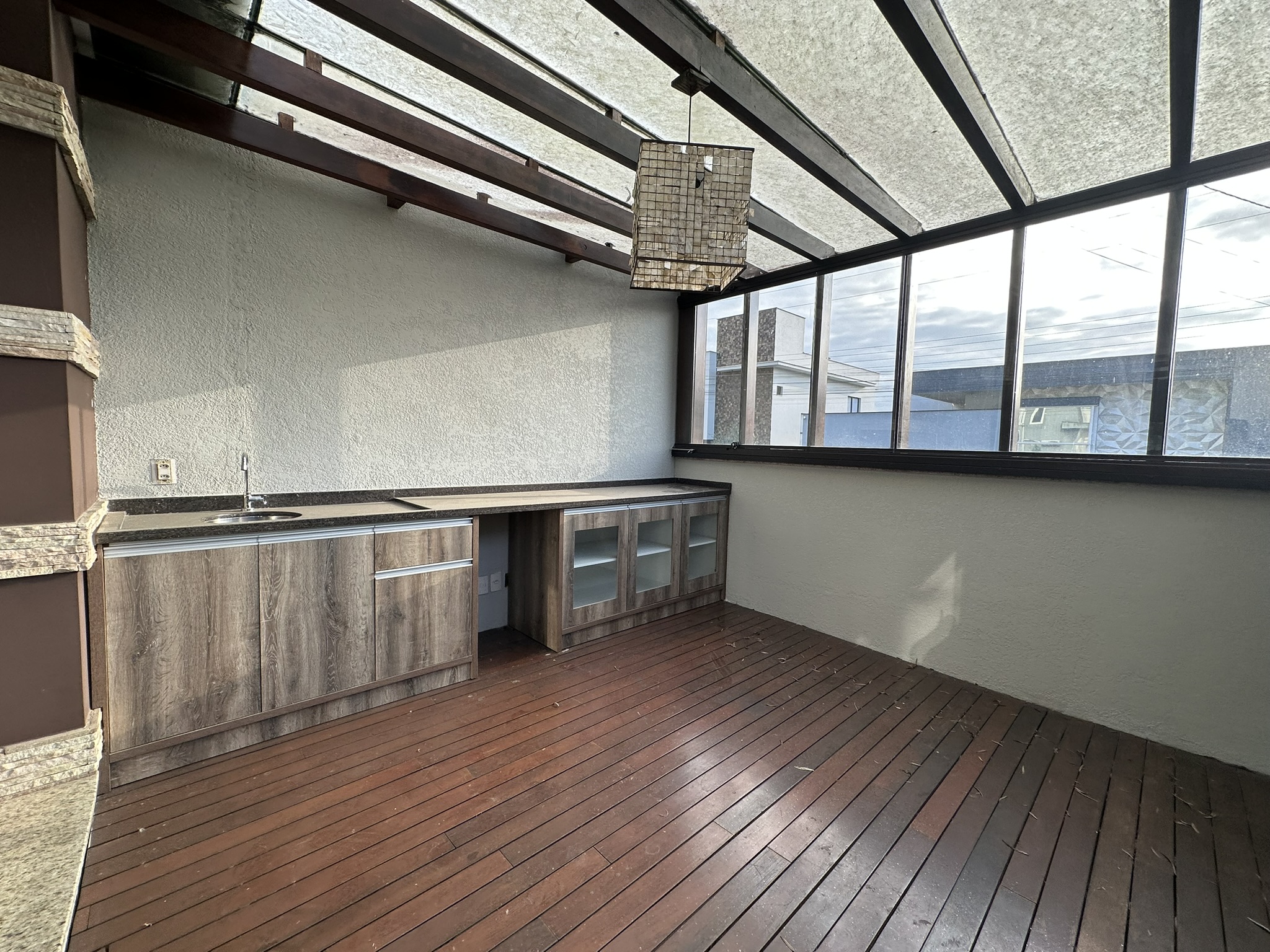 Imagem Sobrado no bairro Amizade - Localização privilegiada, área externa ampla e economia