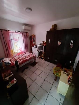 Imagem Casa residencial e comercial no centro de Jaraguá do SUl