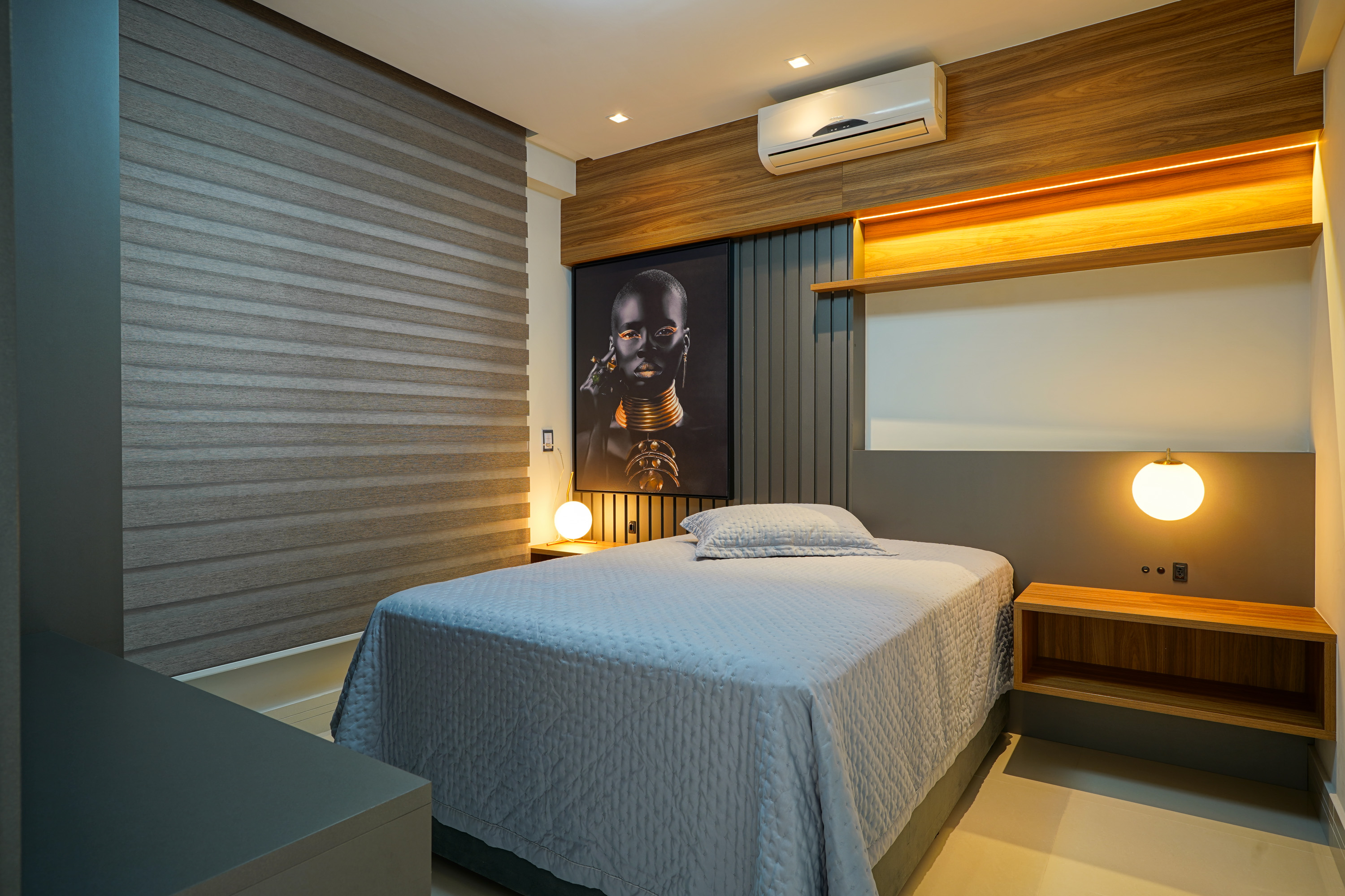 Imagem Cobertura Duplex no Residencial Sunrise em Penha / Alto Padrão - Frente para o mar - Mobiliado - Quadra do Mar