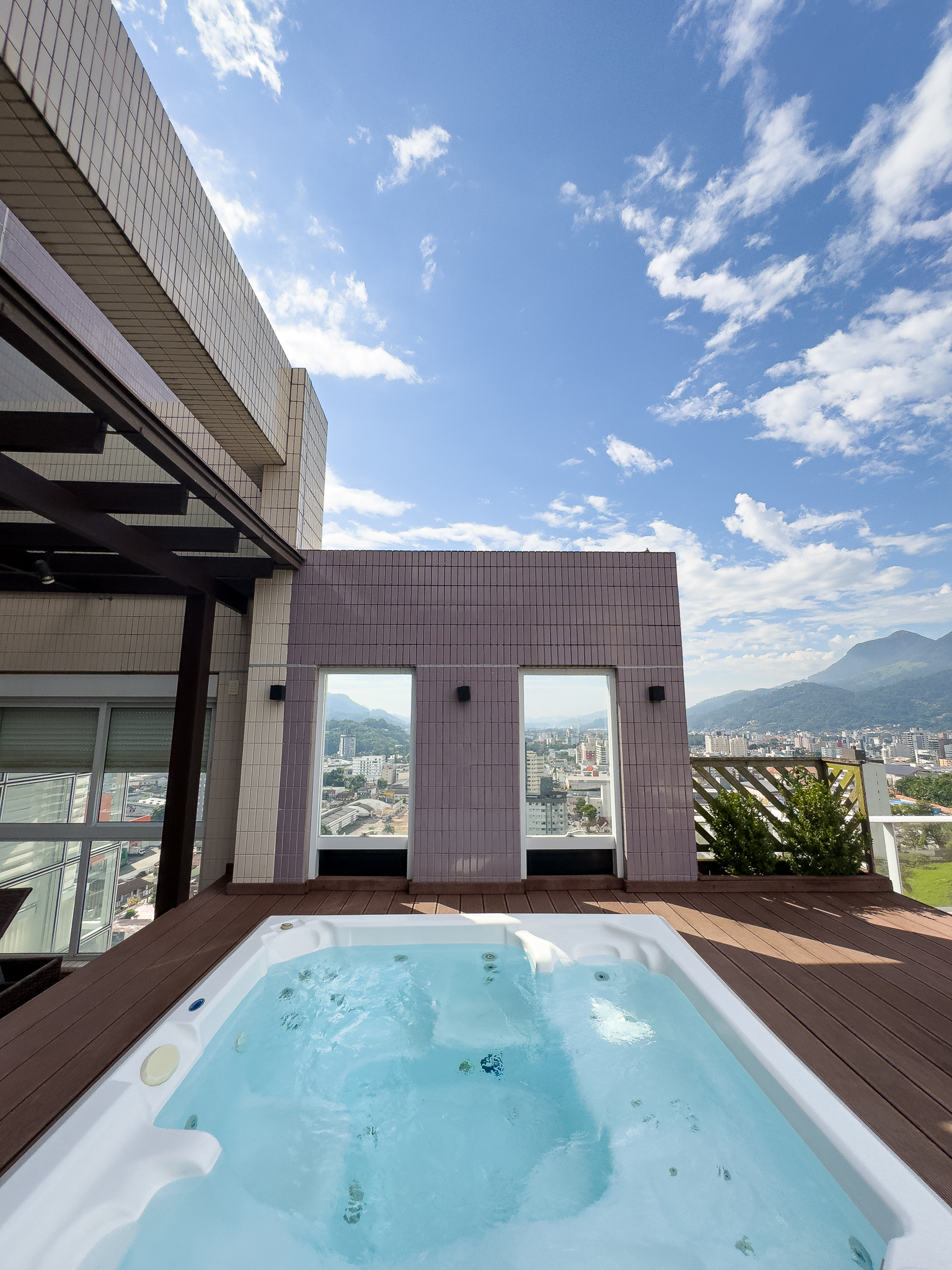 Imagem Cobertura com 542,28m² à venda no Villenueve Residence no Nova Brasília em Jaraguá do Sul