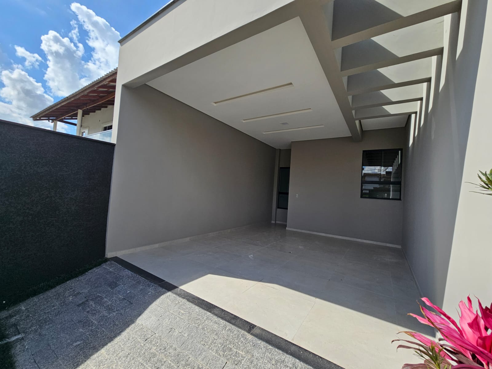 Sobrado geminado a venda no bairro Tifa Martins em Jaraguá do Sul