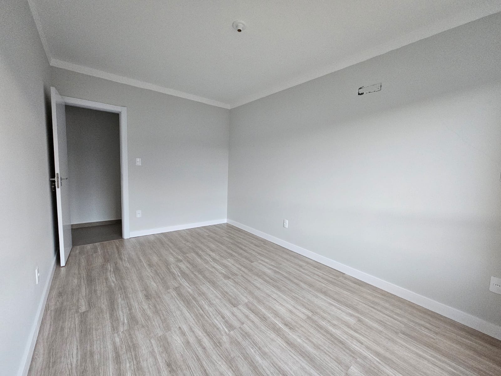 Imagem Sobrado geminado com 3 dormitórios no bairro Três Rios do Norte em Jaraguá do Sul