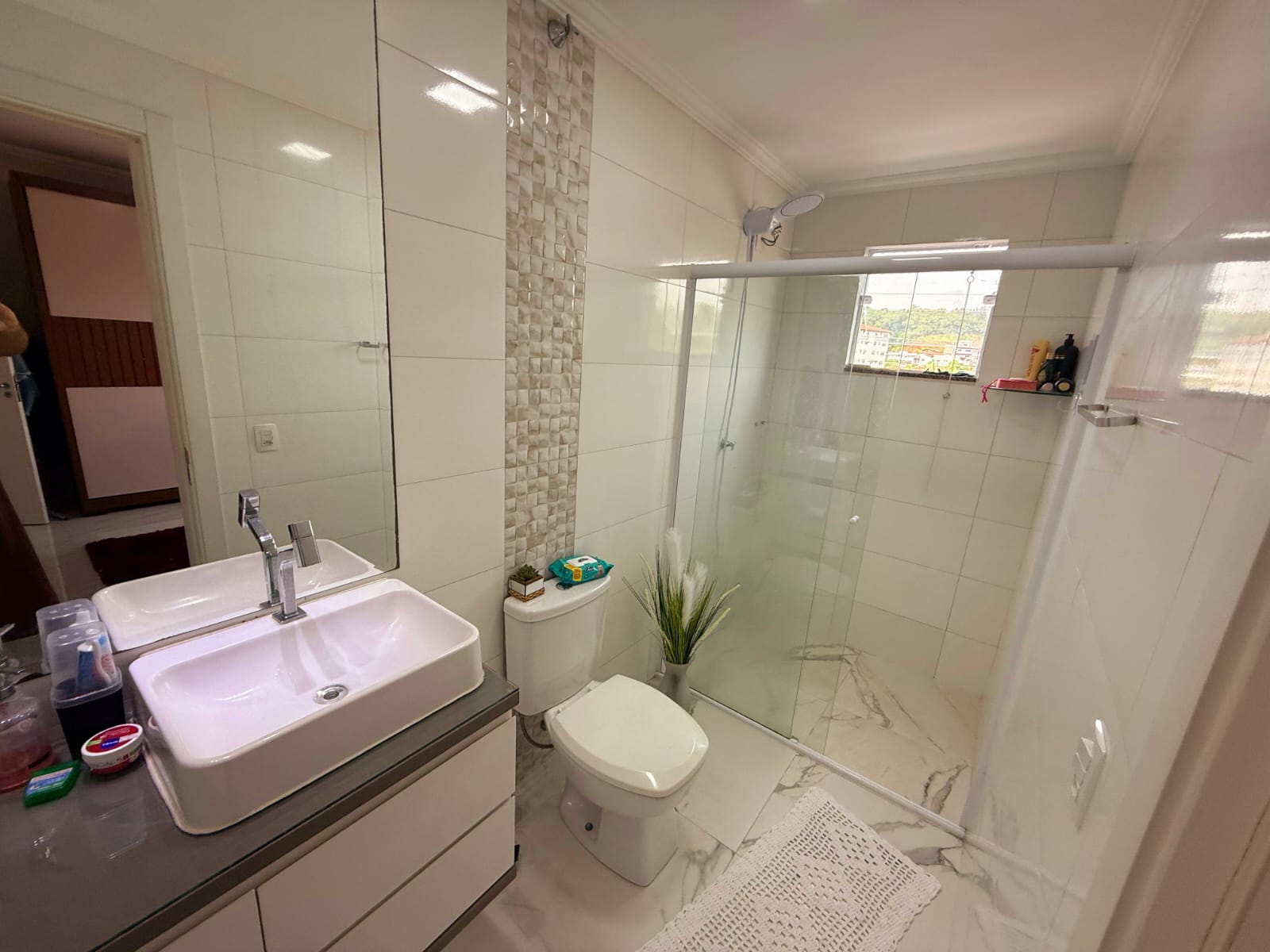 Imagem Apartamento semi mobiliado com 3 dormitórios a venda no bairro Três Rios do Sul em Jaraguá do Sul