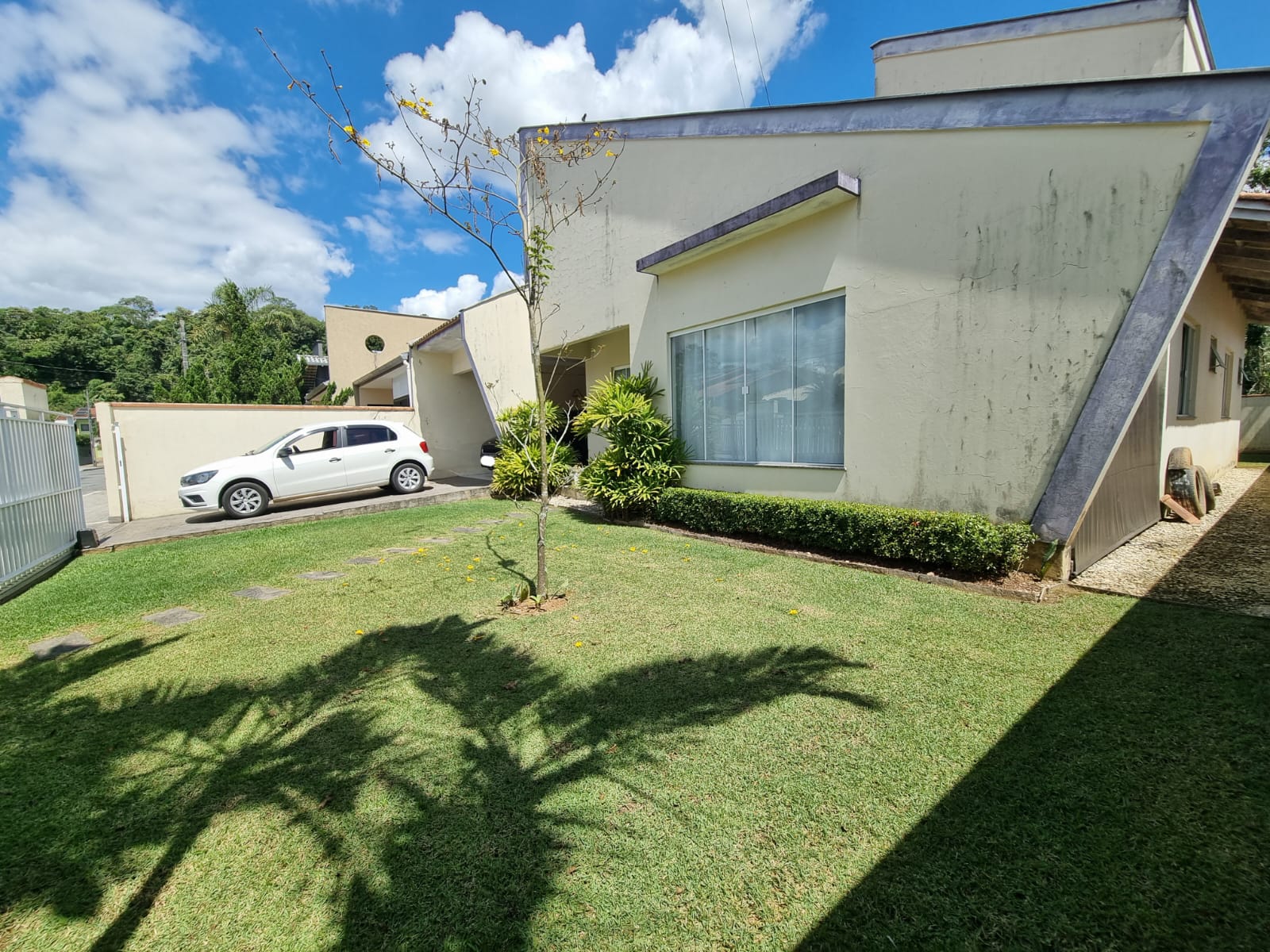 Imagem Casa com 118,5m² no começo do Bairro Três Rios do Sul em Jaraguá do Sul