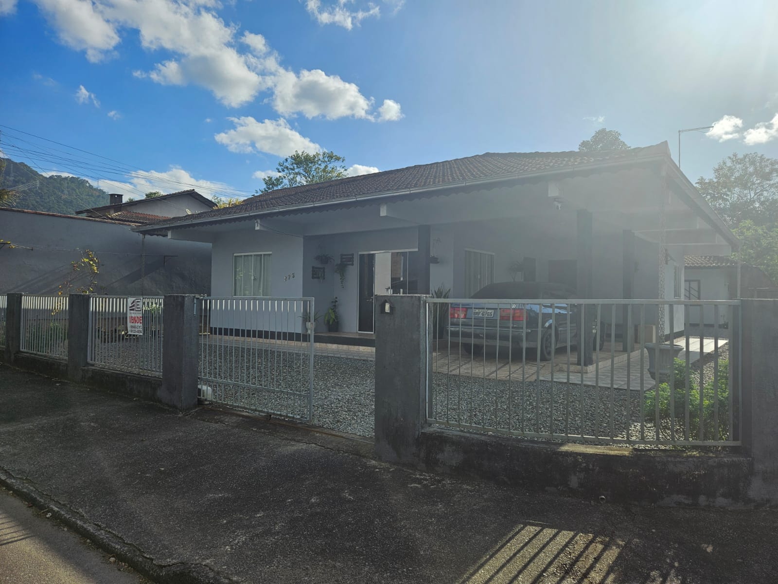 Imagem Casa de esquina com 3 dormitórios + edícula no bairro João Pessoa em Jaraguá do Sul