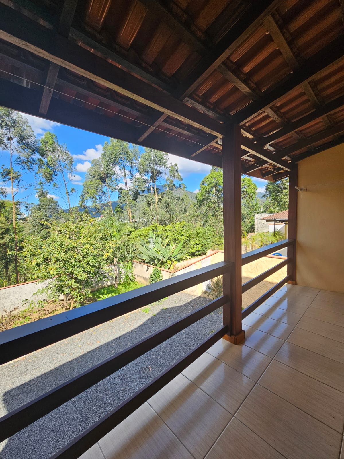 Imagem Casa com 3 dormitórios à venda no bairro Jaraguá Esquerdo em Jaraguá do Sul.