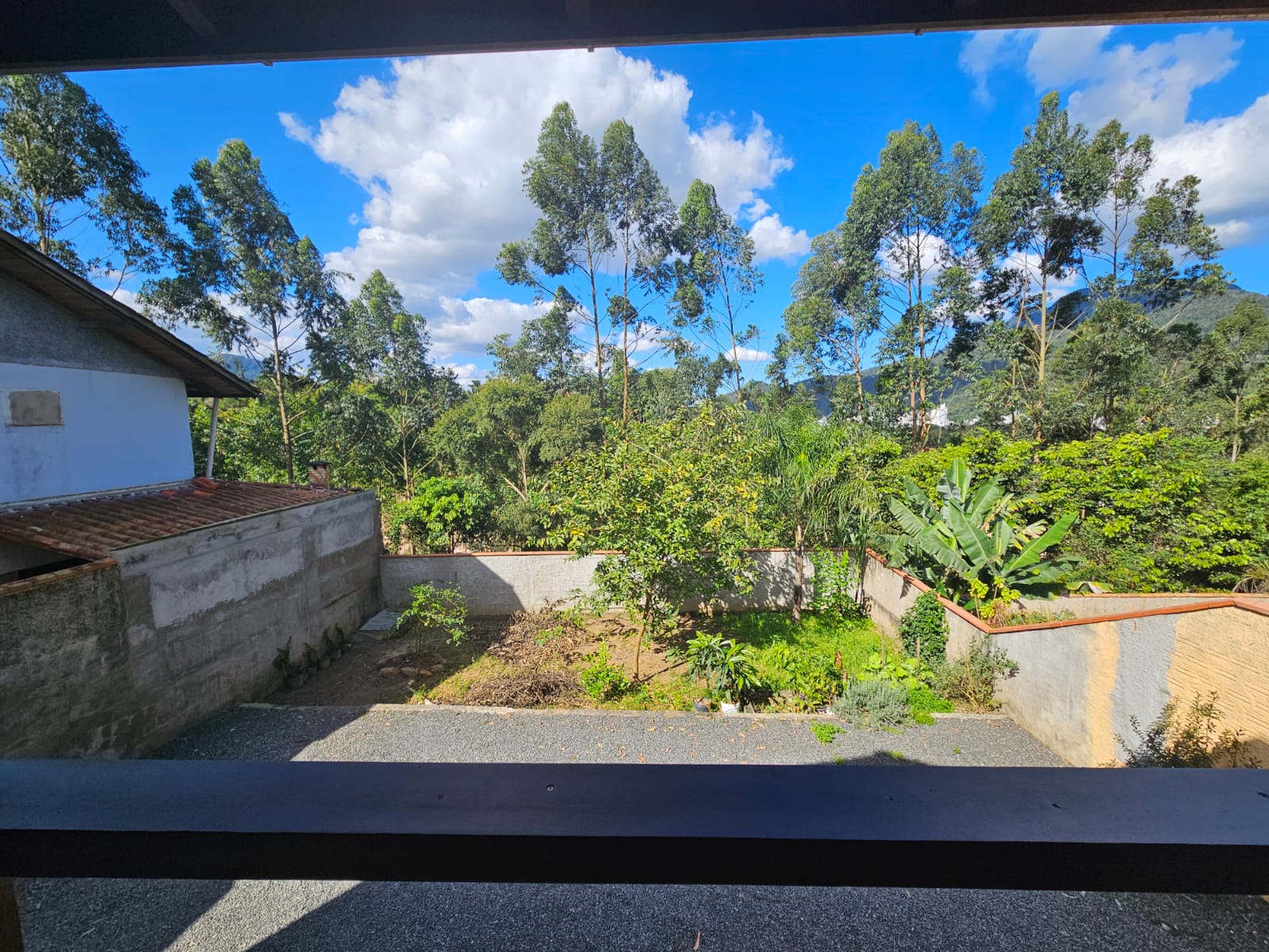 Imagem Casa com 3 dormitórios à venda no bairro Jaraguá Esquerdo em Jaraguá do Sul.