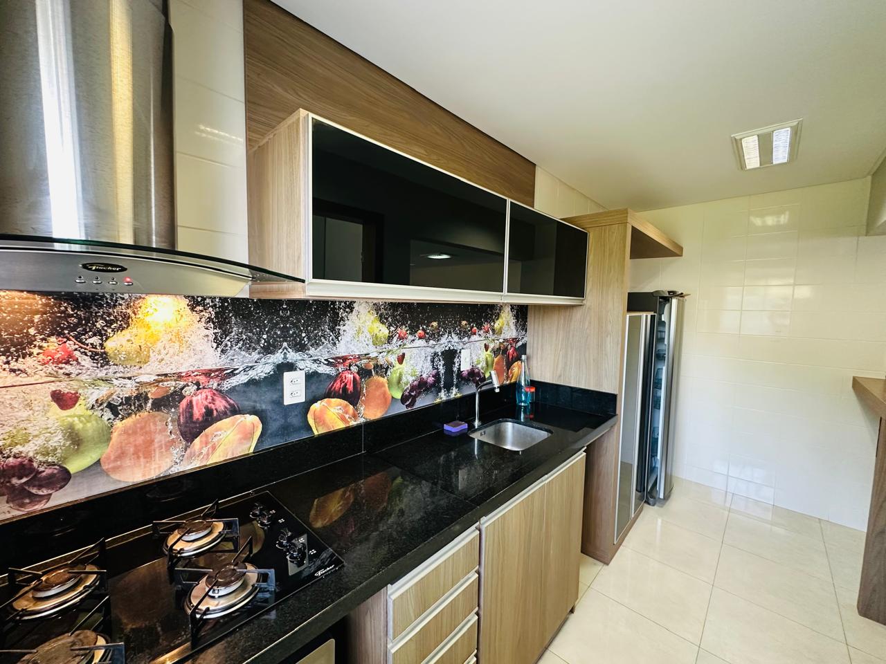 Imagem Apartamento Mobiliado com 1 Suíte + 2 Quartos em Localização Privilegiada