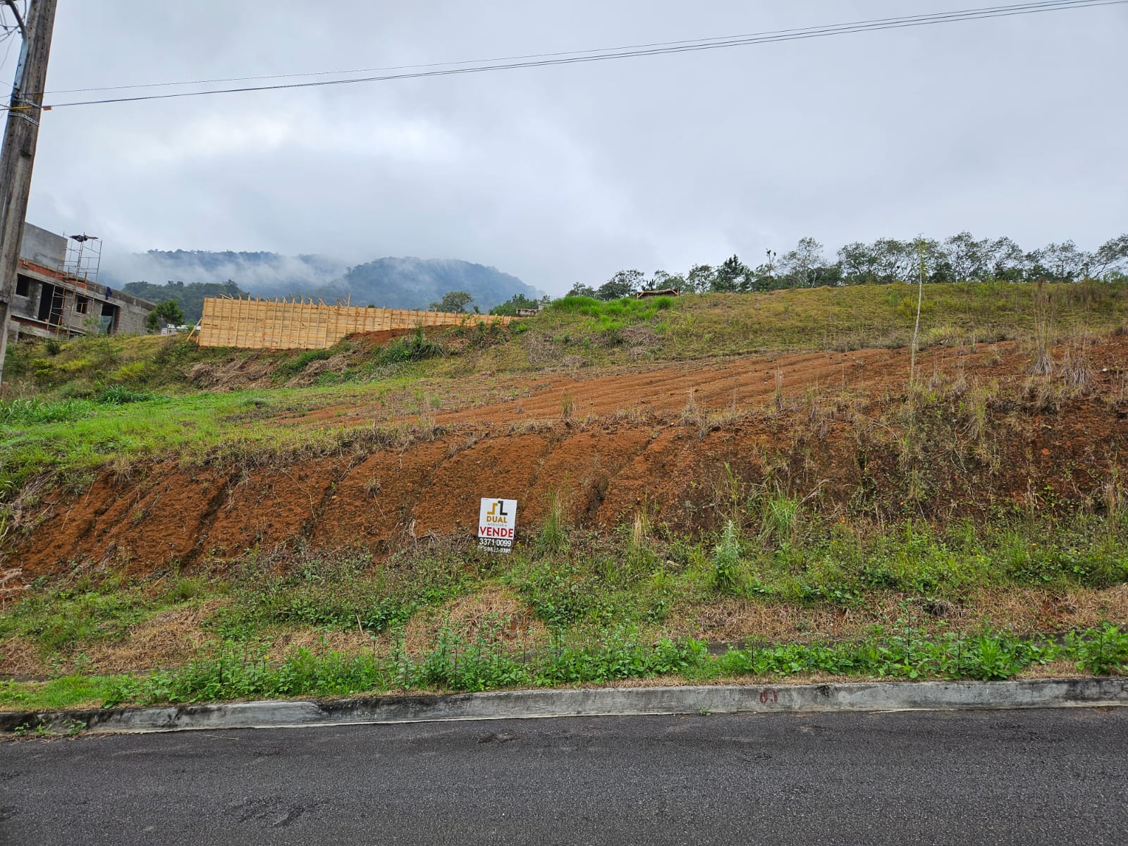 Imagem Terreno no Residencial Champs Elisèes (2ª fase) no Bairro Amizade em Jaraguá do Sul